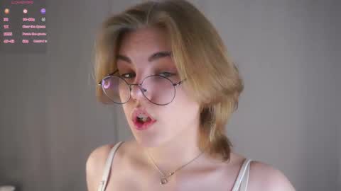 Snapshot of anishavivo chatting on 16, 3, 2026 AnishaVivo online show from 16, 3, 2026