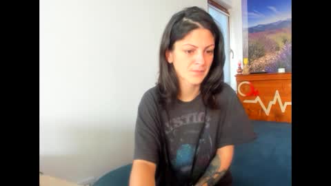 anissawhitenss online show from 21, 10, 2025