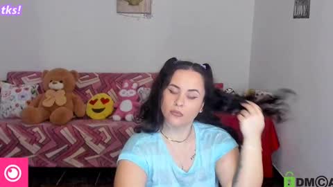 AnissyaX online show from 27, 2, 2025