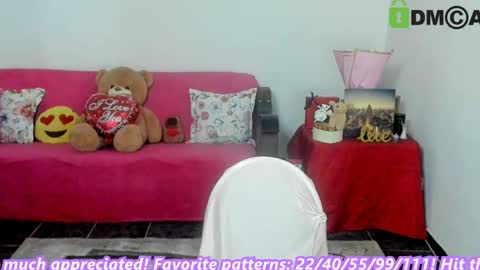 AnissyaX online show from 9, 4, 2026