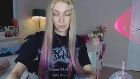 anita_moon_ online show from 23, 10, 2025