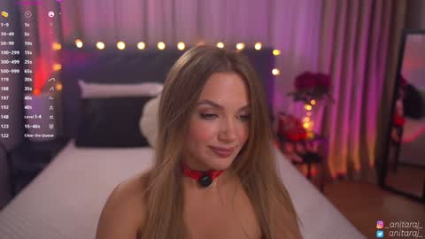 Im Anita thumb up me please its important online show from 8, 9, 2025