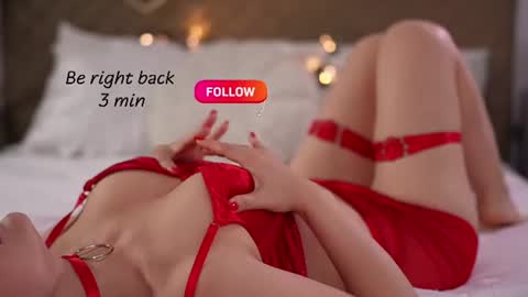 Im Anita thumb up me please its important online show from 20, 7, 2026