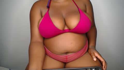 Snapshot of aniz65 chatting on 18, 12, 2025 aniz65 online show from 18, 12, 2025