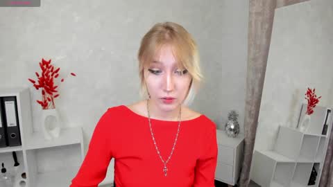 Snapshot of ann_garcia chatting on 6, 3, 2026 ann online show from 6, 3, 2026