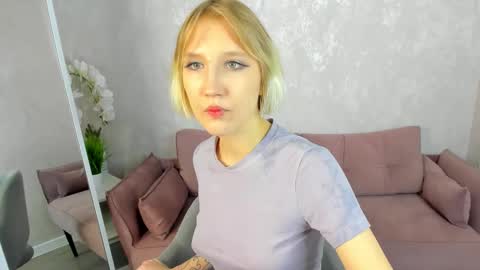 Snapshot of ann_garcia chatting on 21, 3, 2026 ann online show from 21, 3, 2026