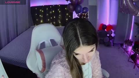 Snapshot of ann_woood chatting on 6, 3, 2026 ann_woood online show from 6, 3, 2026