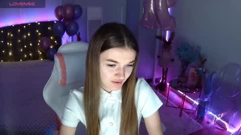 Snapshot of ann_woood chatting on 8, 3, 2026 ann_woood online show from 8, 3, 2026