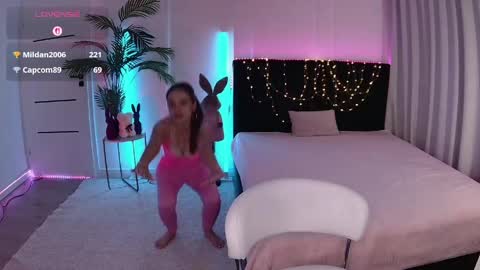 ann_woood online show from 12, 5, 2026