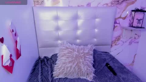 Snapshot of anna_blade_ chatting on 22, 4, 2026 ANNA online show from 22, 4, 2026