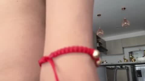 Anna online show from 4, 3, 2025