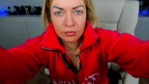 anna_snow9 online show from 22, 12, 2025