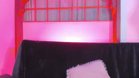 annaa__ online show from 4, 12, 2025