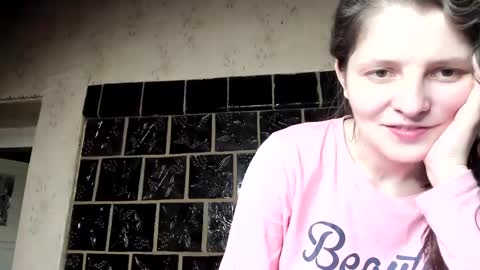 Snapshot of annaahcharm chatting on 4, 12, 2024 annaahcharm online show from 4, 12, 2024