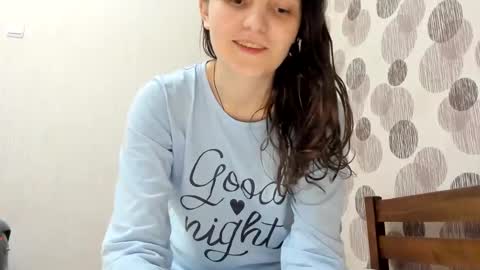 Snapshot of annaahcharm chatting on 6, 1, 2025 annaahcharm online show from 6, 1, 2025