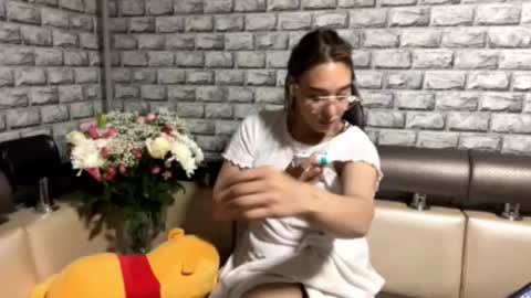 Sarah online show from 2, 10, 2025