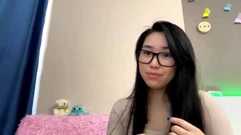 Aya  online show from 18, 10, 2025