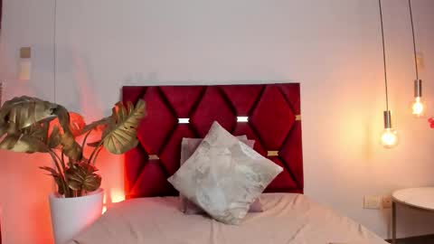 AnnaBrooks online show from 5, 3, 2026