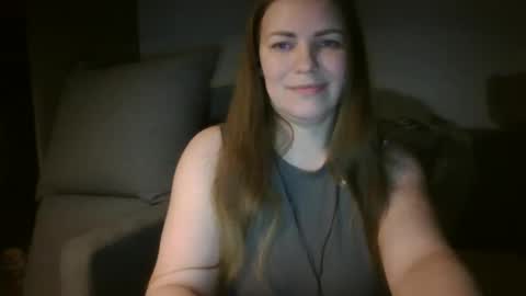 Snapshot of annadiamond1 chatting on 6, 1, 2025 annadiamond1 online show from 6, 1, 2025