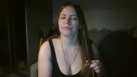 Snapshot of annadiamond1 chatting on 18, 2, 2025 annadiamond1 online show from 18, 2, 2025