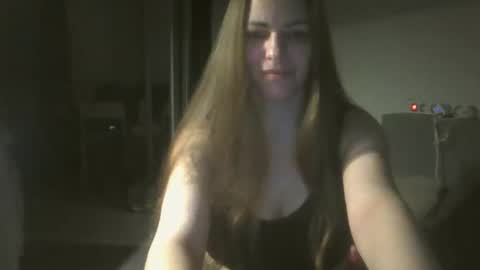 Snapshot of annadiamond1 chatting on 8, 10, 2025 annadiamond1 online show from 8, 10, 2025
