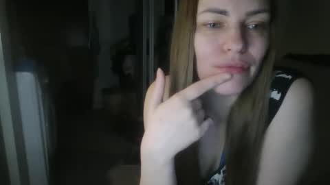 annadiamond1 online show from 10, 5, 2026