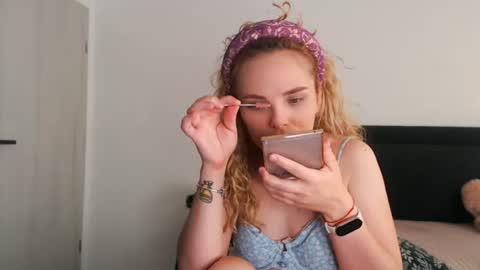 annaevv online show from 25, 6, 2026
