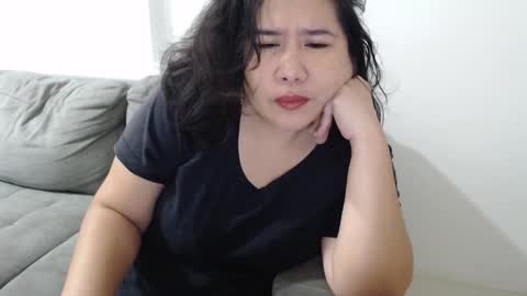 Snapshot of annaloveme chatting on 2, 2, 2025 Anna online show from 2, 2, 2025