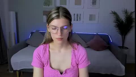 Im Anna online show from 19, 5, 2026