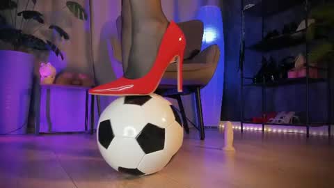 Anna online show from 19, 7, 2026