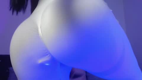 Anne  online show from 4, 10, 2025