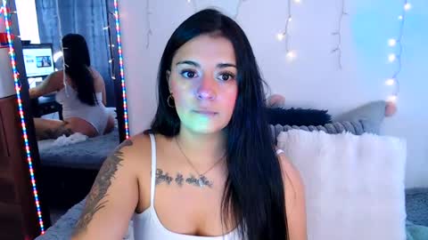 Anne  online show from 25, 7, 2026