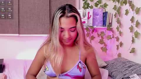 Snapshot of annebull_ chatting on 26, 1, 2025 Anne online show from 26, 1, 2025