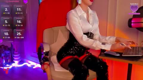 Annes online show from 5, 12, 2025