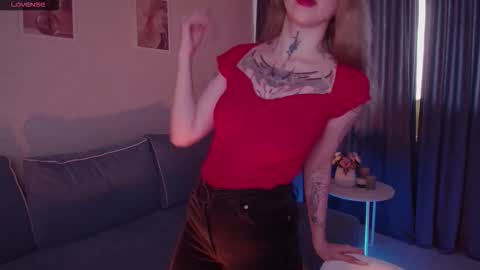 Snapshot of annetenet chatting on 16, 10, 2025 Annet online show from 16, 10, 2025