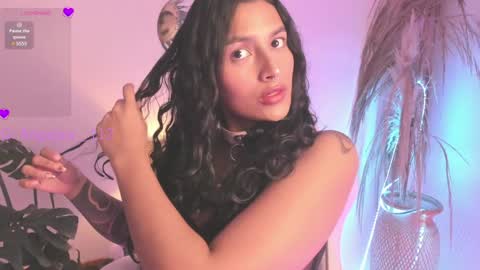 Snapshot of anngel_1 chatting on 1, 2, 2025 Angel online show from 1, 2, 2025