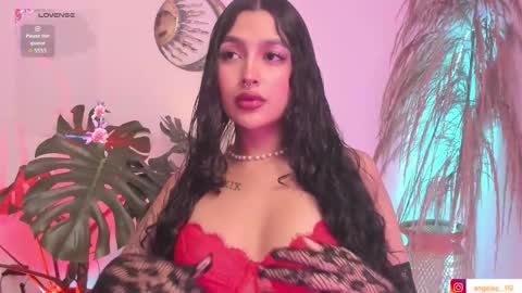 Angel online show from 4, 12, 2025