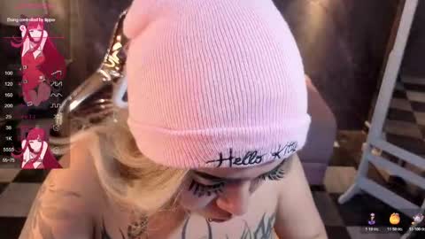 Snapshot of anni_acker_b chatting on 25, 10, 2025 Anni acker b online show from 25, 10, 2025