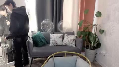 Anni online show from 13, 3, 2026