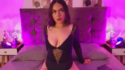 Annie Bonnie   online show from 15, 5, 2026