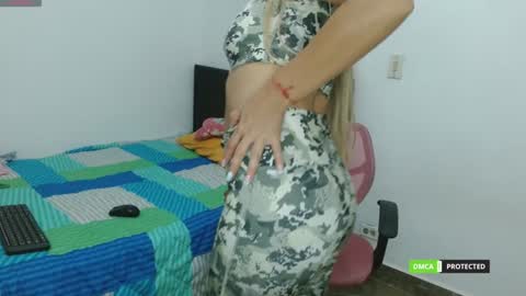 annie cherry independent model online show from 4, 2, 2025