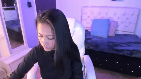 Snapshot of annie_clarrk chatting on 15, 11, 2025 annie_clarrk online show from 15, 11, 2025