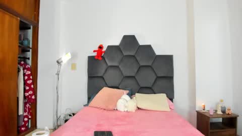 Snapshot of annie_dreams69 chatting on 30, 1, 2025 Annie online show from 30, 1, 2025