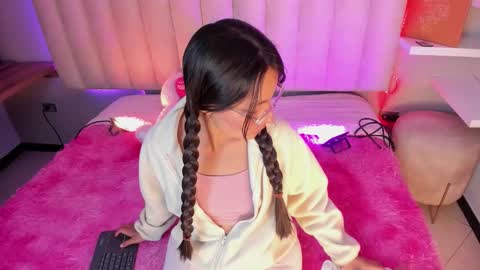   online show from 7, 1, 2026