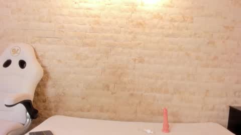  ANNIE  online show from 27, 2, 2026