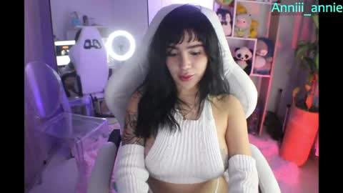 JEANNE no olvides seguirme dont forget follow me  uu online show from 15, 5, 2026