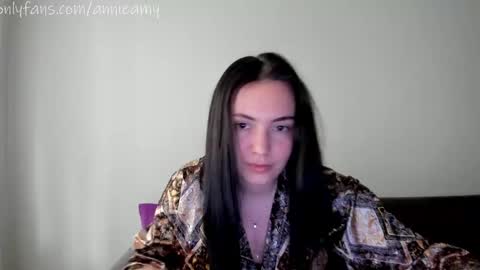 Annie online show from 15, 4, 2026