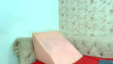 annie online show from 10, 9, 2025