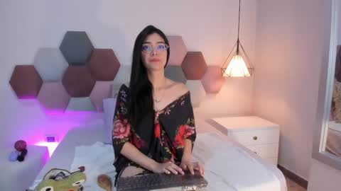 Annie Bluee online show from 23, 3, 2026