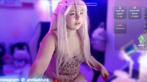 Snapshot of anniedkitty chatting on 20, 9, 2025 Annie Katzura new acount online show from 20, 9, 2025